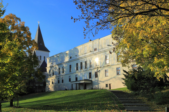 1157-zamek-z-parku_2 1157-zamek-z-parku_2