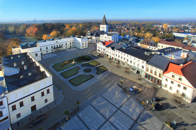 1285-zamek-namesti-zhora_2 1285-zamek-namesti-zhora_2